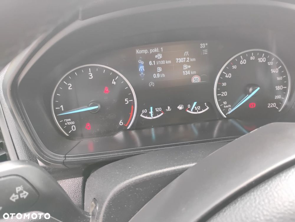 Ford EcoSport 1.5 TDCi TITANIUM - 13