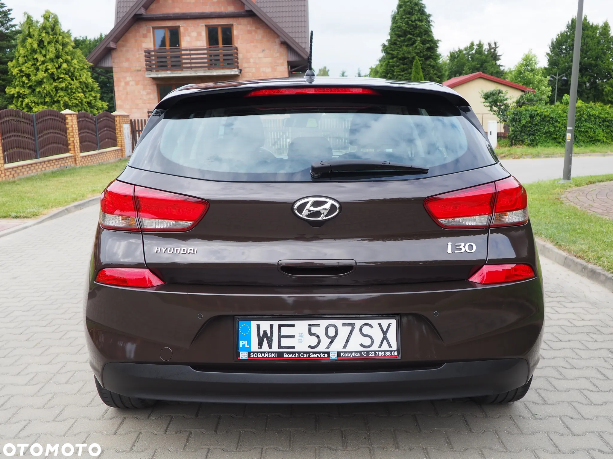Hyundai i30 1.6 D Comfort - 13