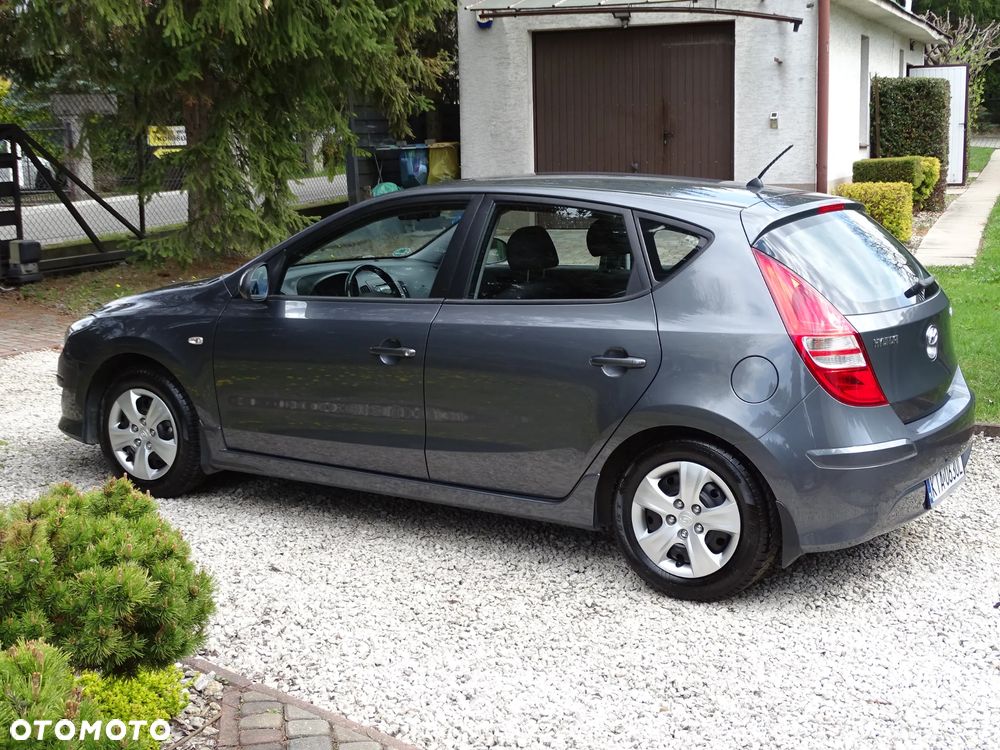 Hyundai i30 1.4 Classic + - 7