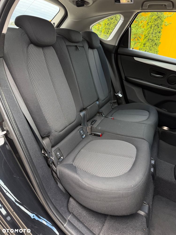 BMW Seria 2 218d Advantage sport - 29