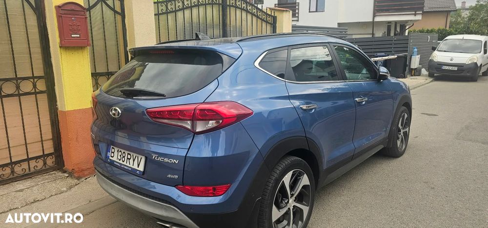 Hyundai Tucson - 2