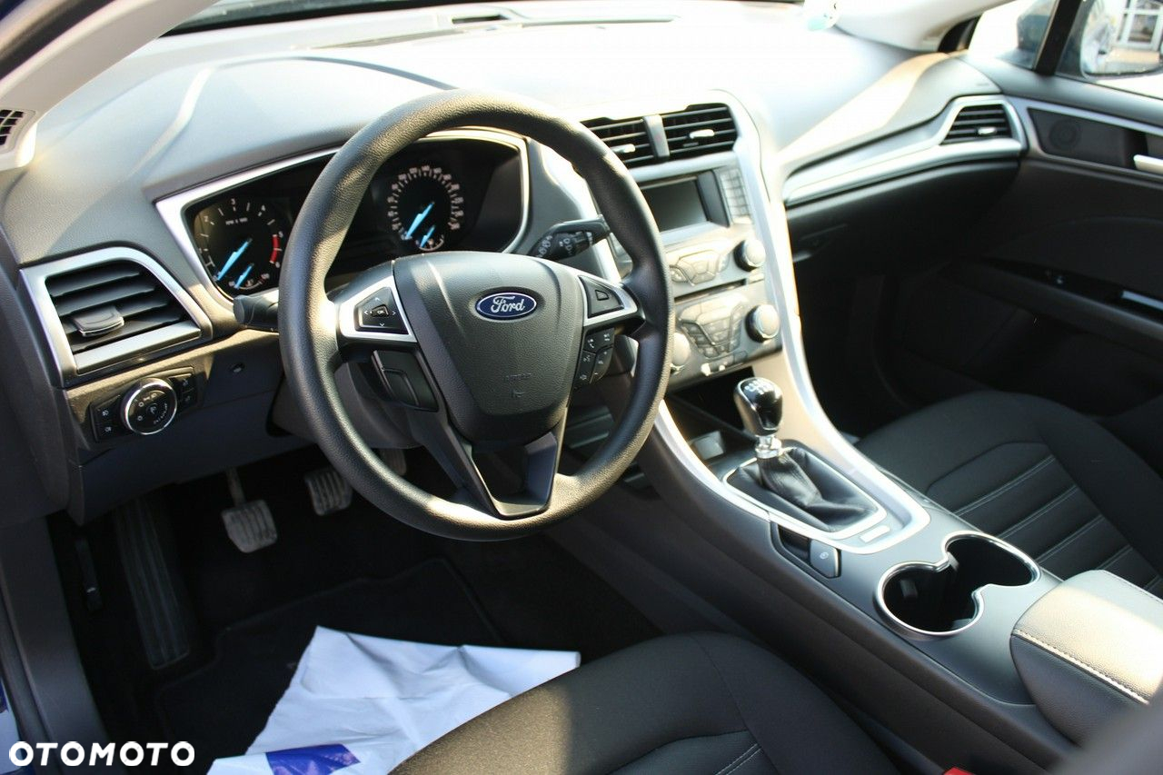 Ford Mondeo - 13