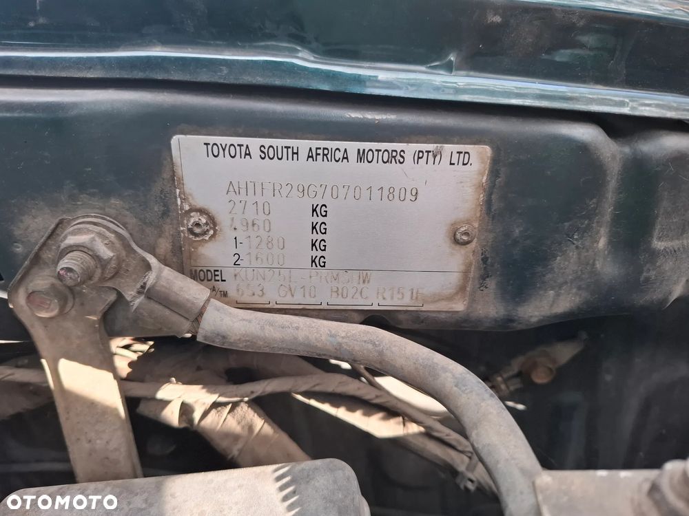 Toyota Hilux - 13