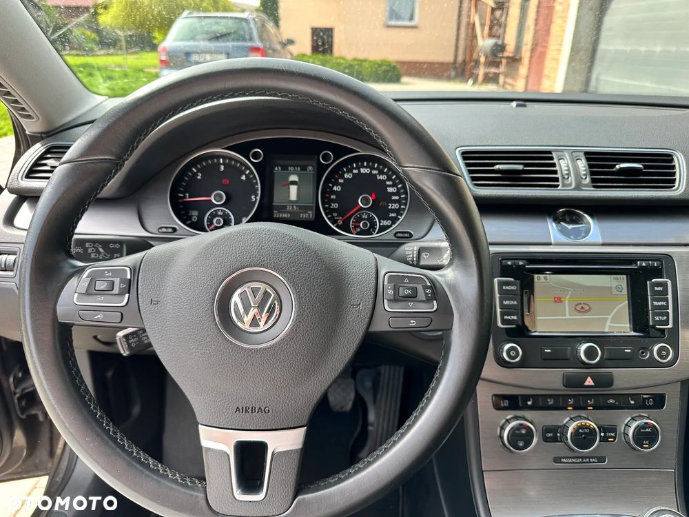 Volkswagen Passat Variant 2.0 TDI BlueMotion Technology Comfortline - 12