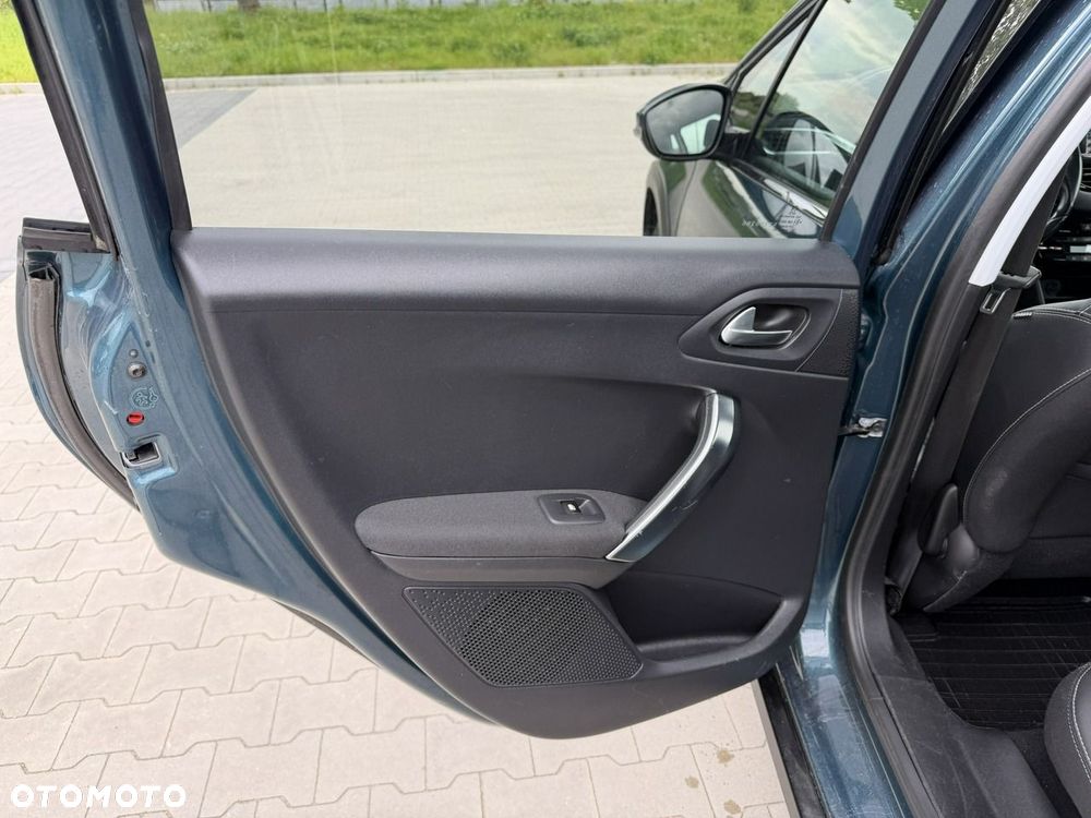 Peugeot 2008 PureTech 110 Stop&Start EAT6 Allure - 28
