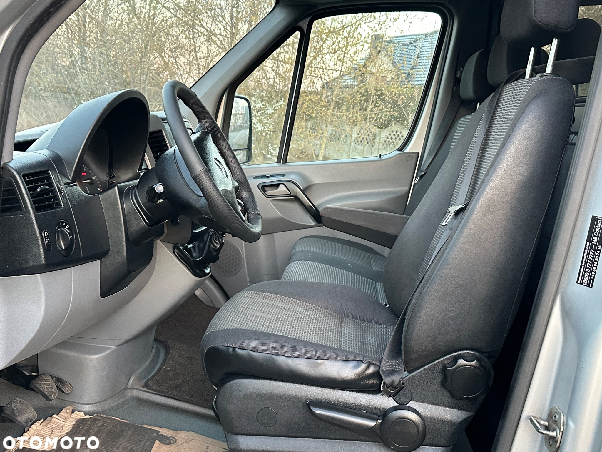 Mercedes-Benz Sprinter - 6