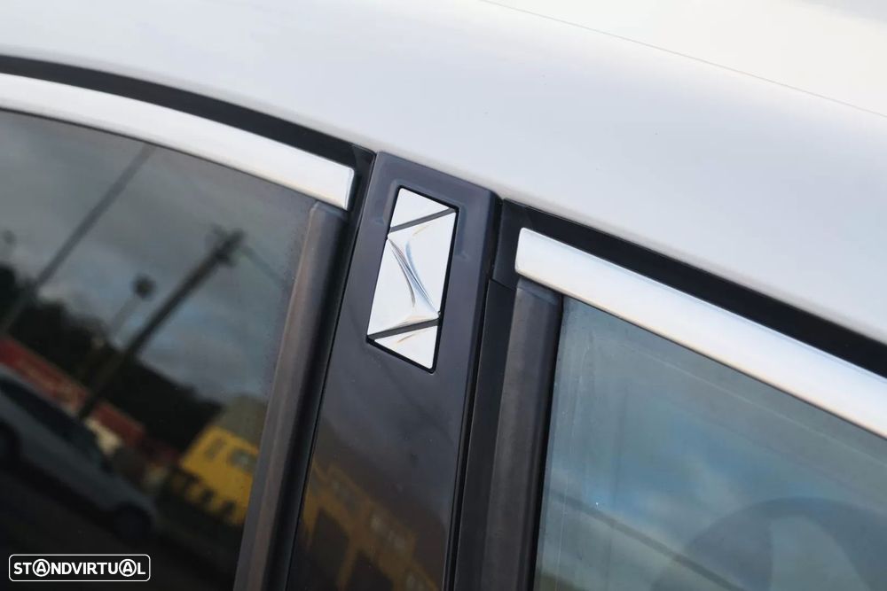 Citroën DS4 1.6 HDi So Chic - 7