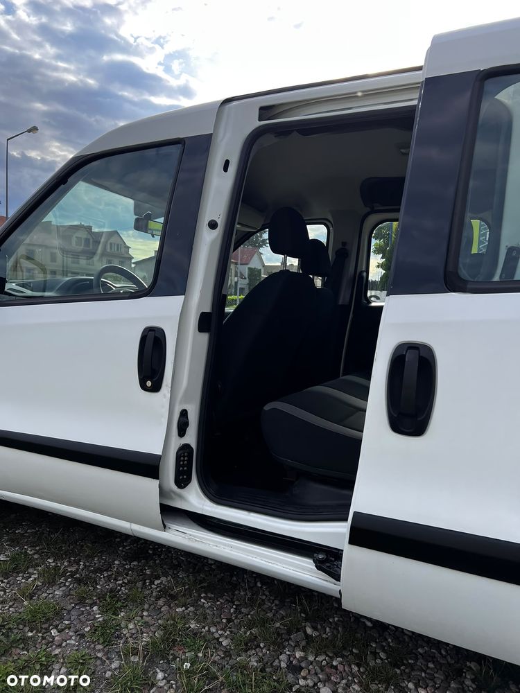 Fiat Doblo 5-Osobowy - 7