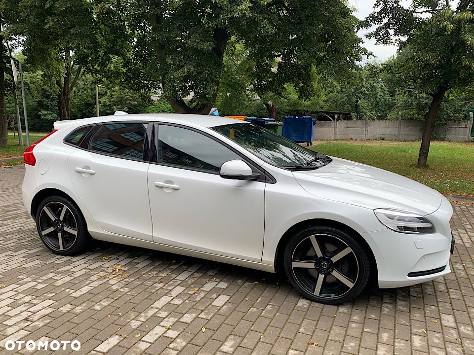 Volvo V40 - 21