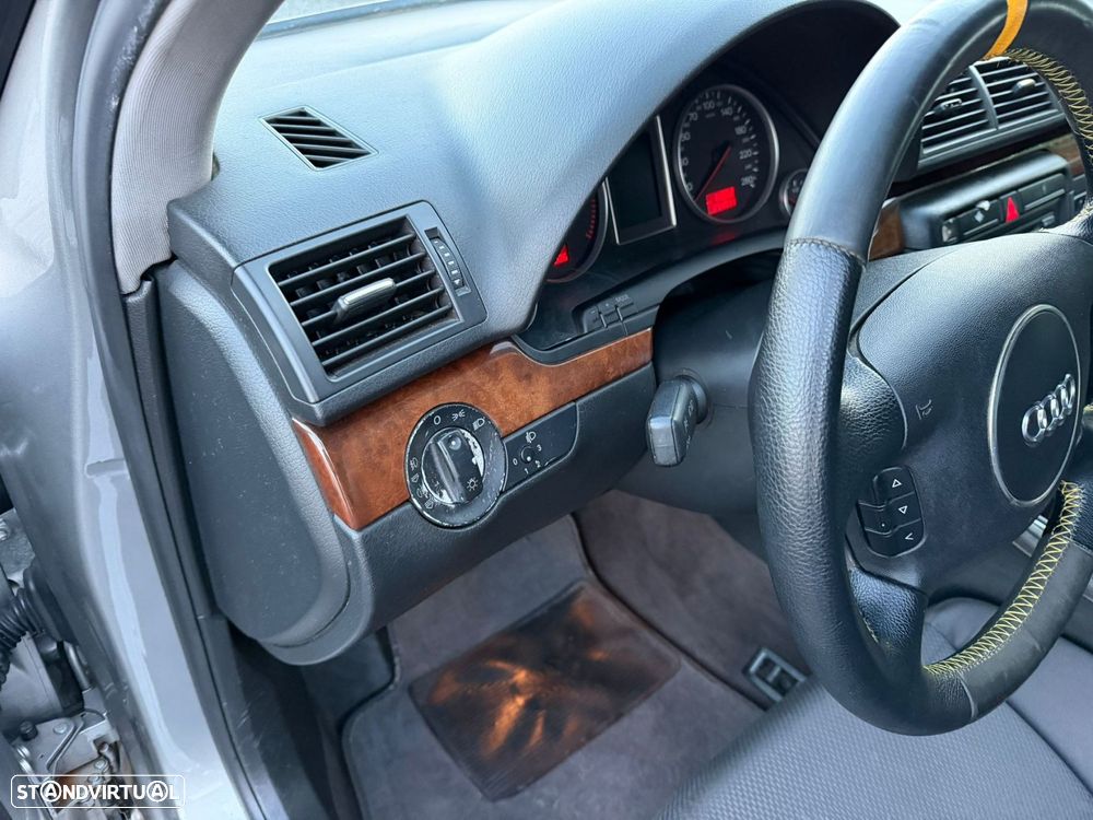 Audi A4 Avant 1.9 TDI m5 Sport - 28