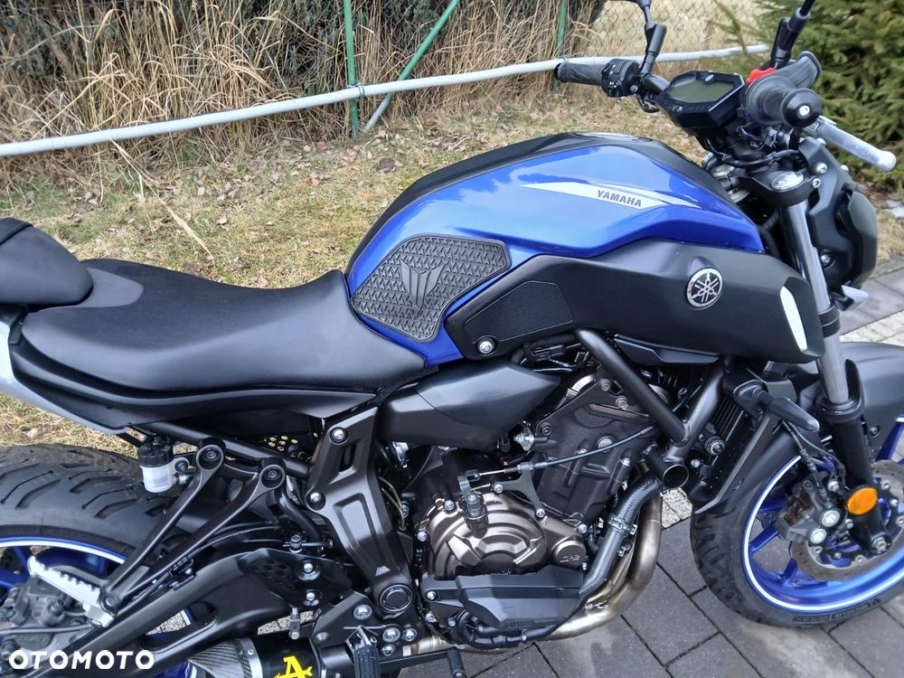 Yamaha MT - 19