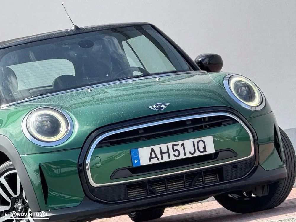 MINI Cabrio Cooper Premium Plus Sidewalk Special Edition Auto - 32