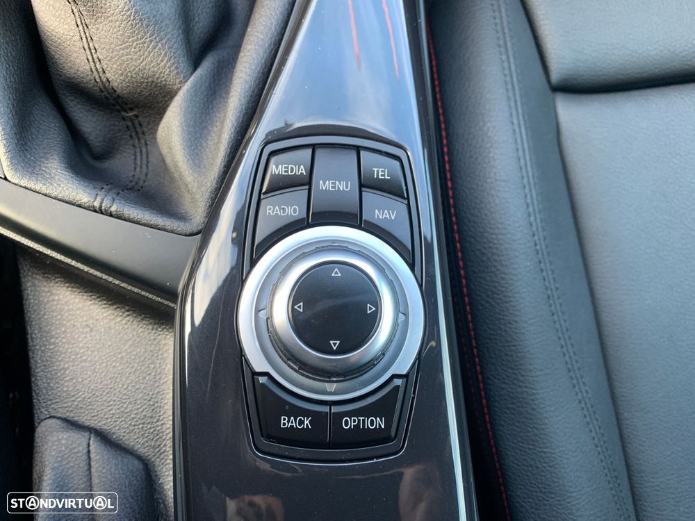 BMW 220 d Coupe Pack M - 33