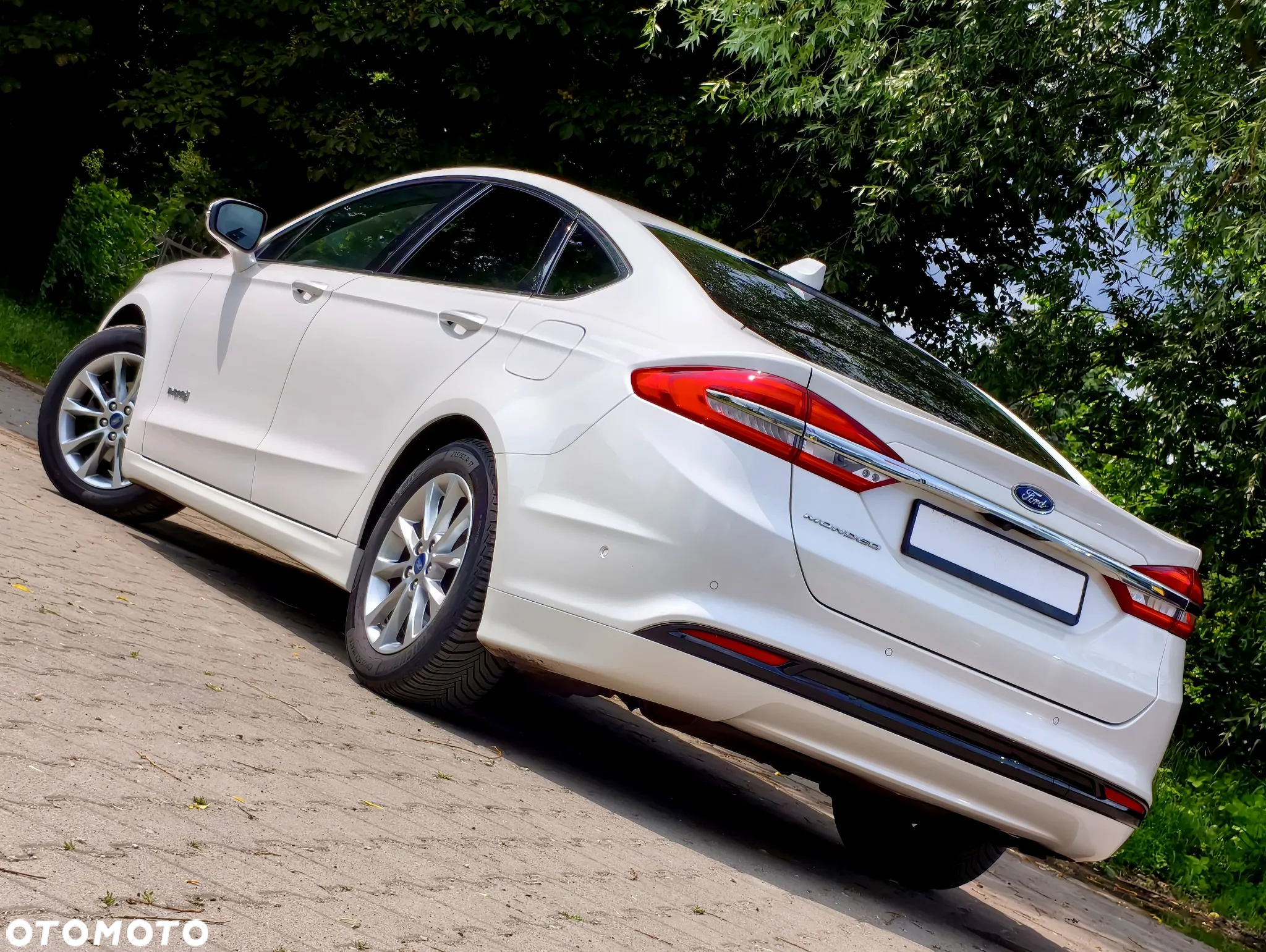 Ford Mondeo - 39