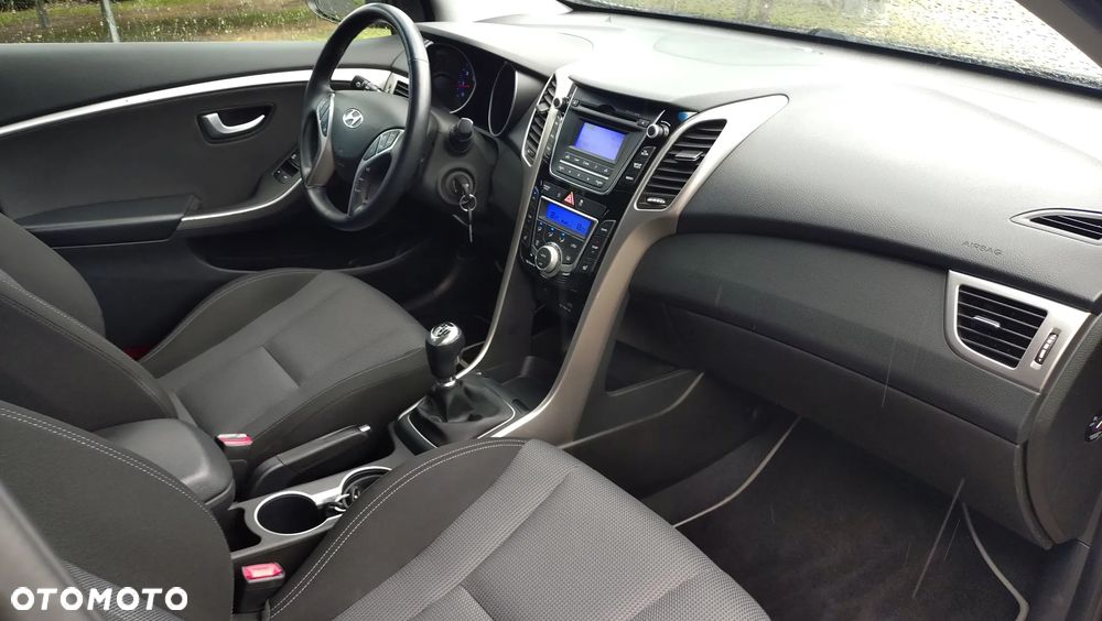 Hyundai i30 1.6 GDI BlueDrive Comfort - 13