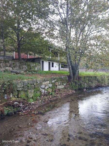 Vende-se Quinta em Soalhães | Aluga-se para eventos - Grande imagem: 2/12