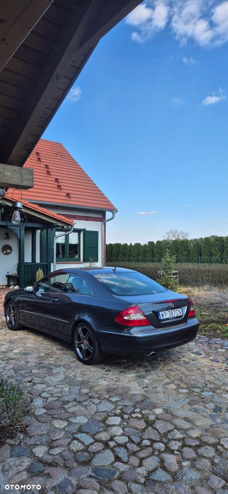 Mercedes-Benz CLK 280 7G-TRONIC Avantgarde - 4