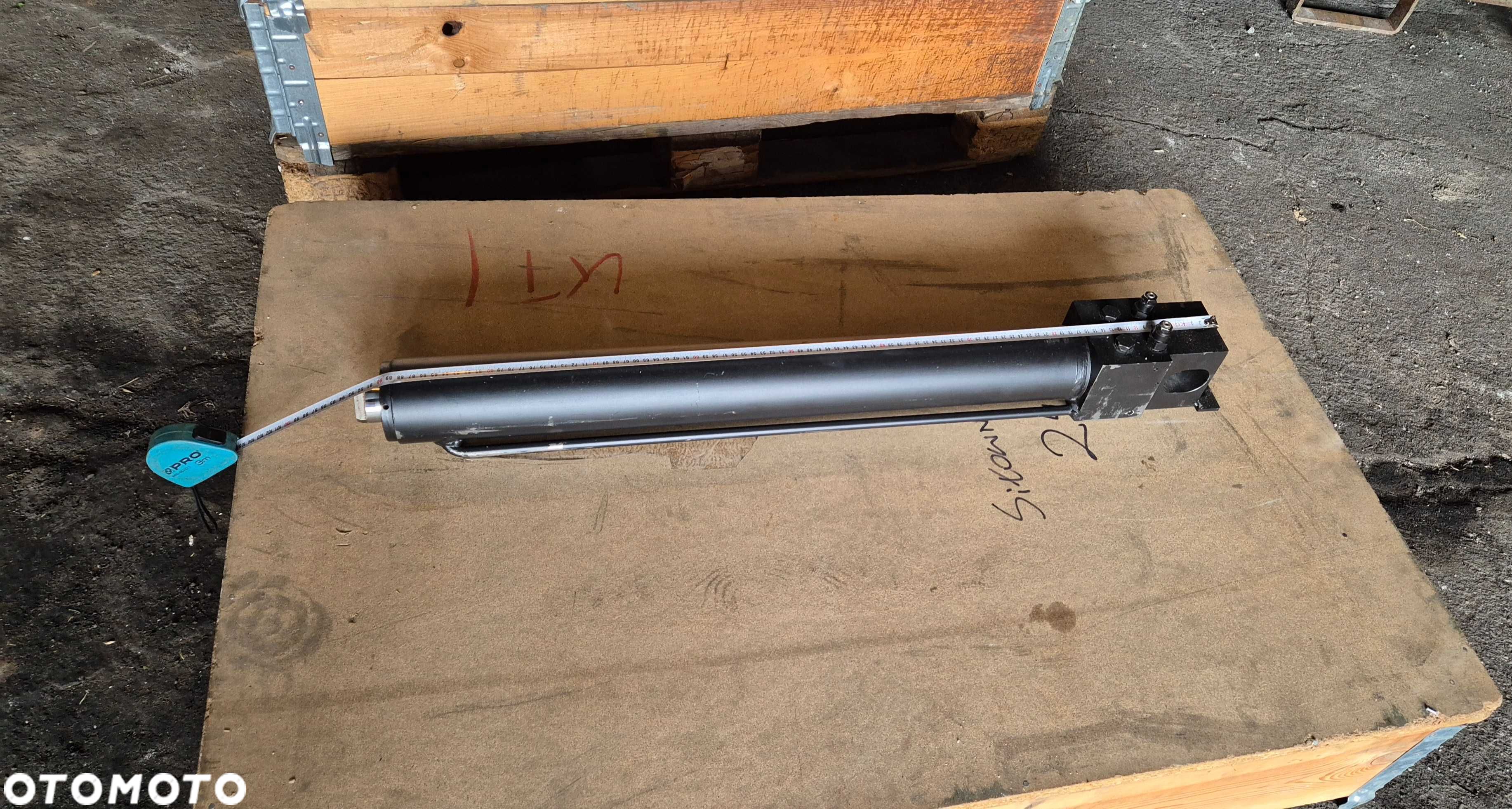 Siłownik Hydrauliczny 90 cm Długości 9 cm Średnicy CO‍180‍349‍6 380‍A2 - 1