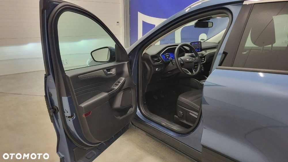 Ford Kuga - 11