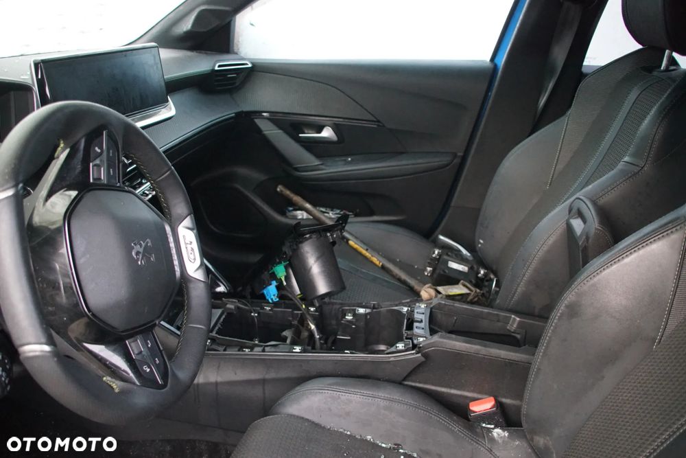 Auto na części - Peugeot 208 II GT Line 1.2 PureTech 101 KM HN05 9830759380 ESM 2020R Silnik Skrzynia Drzwi Szyba Klapa Zderzak Lampa Klamka Deska Kokpit Sterownik Moduł Czujnik Licznik Wyświetlacz Kierownica Panel - 10
