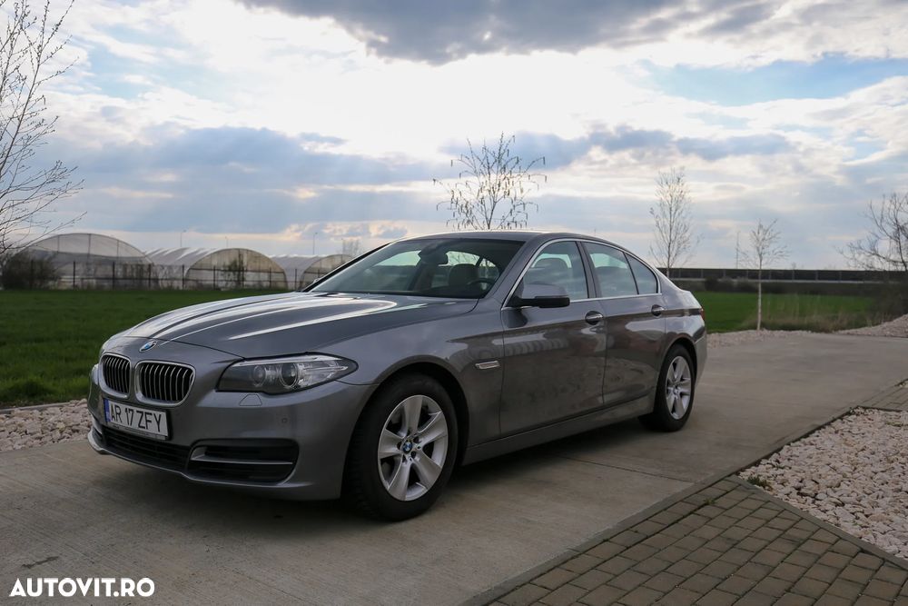 BMW Seria 5 ver-525d-aut- - 1