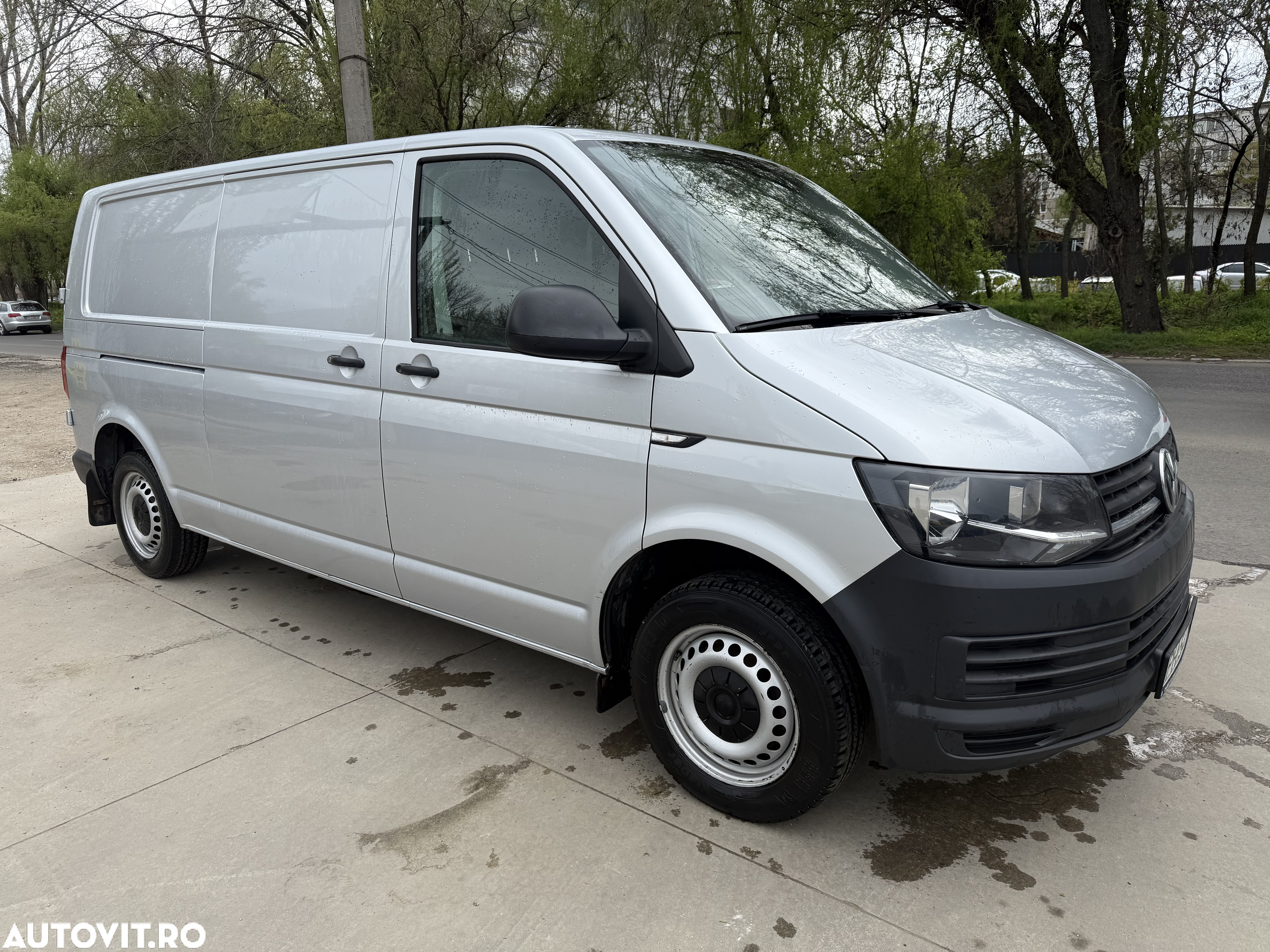 Volkswagen Transporter Kombi T6 2.0 TDI 75 kW KR - 3