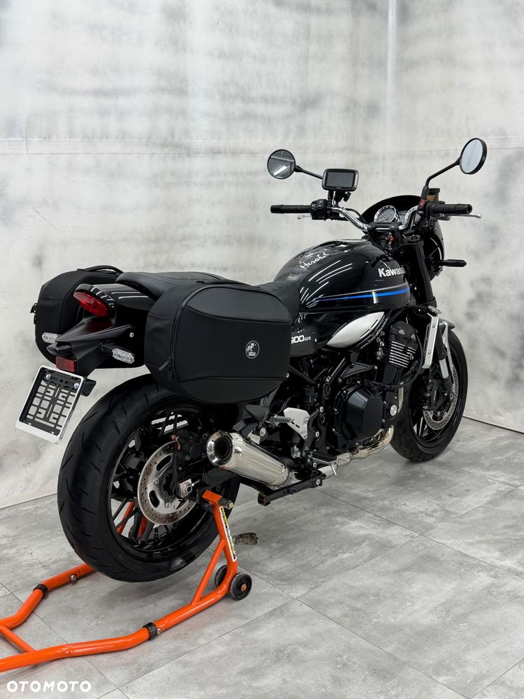 Kawasaki Z 900 RS - 14