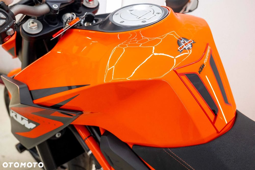 KTM Super Duke - 22