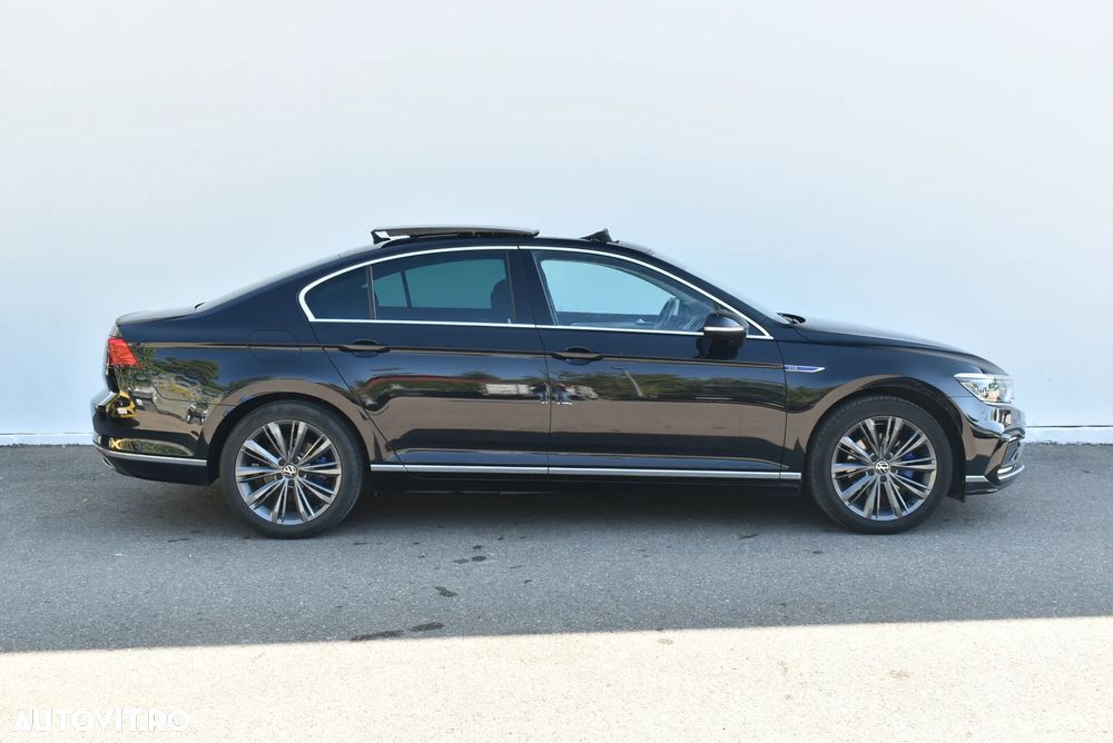 Volkswagen Passat GTE - 6