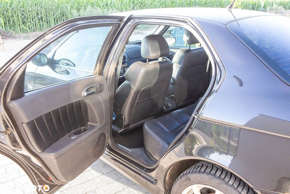 Alfa Romeo 156 2.4JTD20v Distinctive - 13