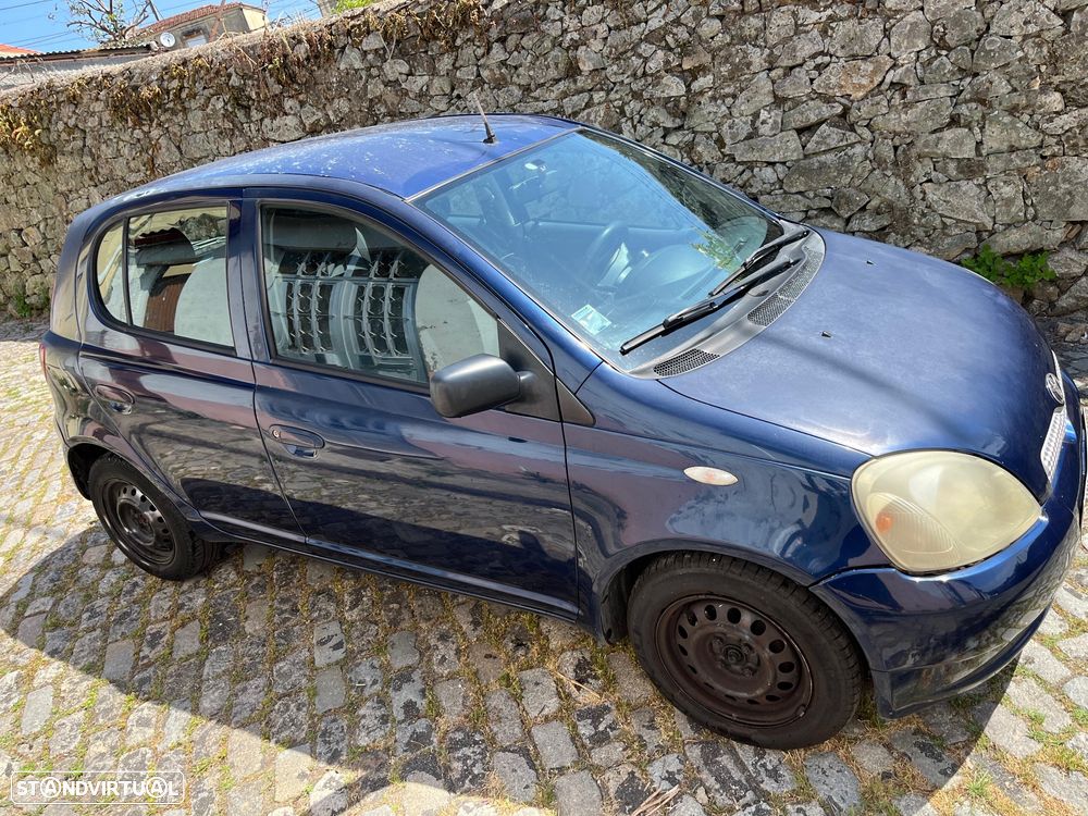 Toyota Yaris 1.0 Luna ABS - 1