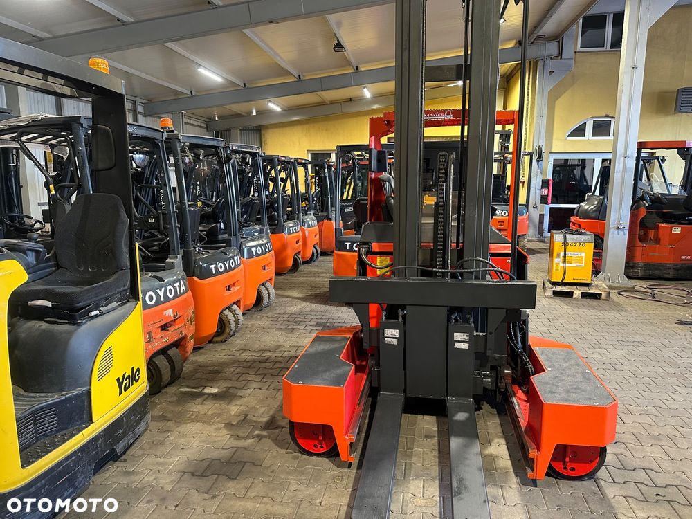 Linde E25F Cztero kierunkowy - 1