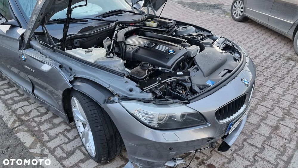 BMW Z4 sDrive30i - 37