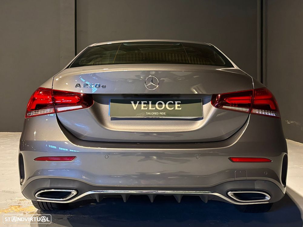 Mercedes-Benz A 250 Limousine e 8G-DCT AMG Line - 9