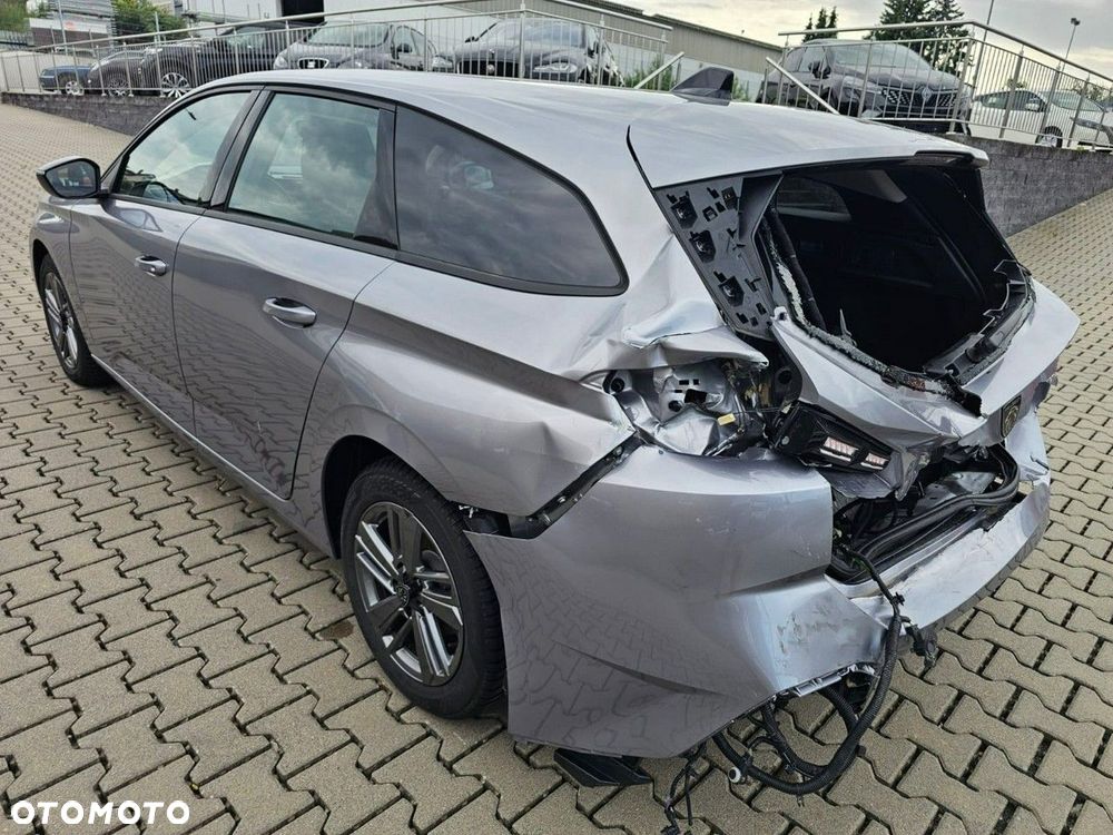 Peugeot 308 - 5
