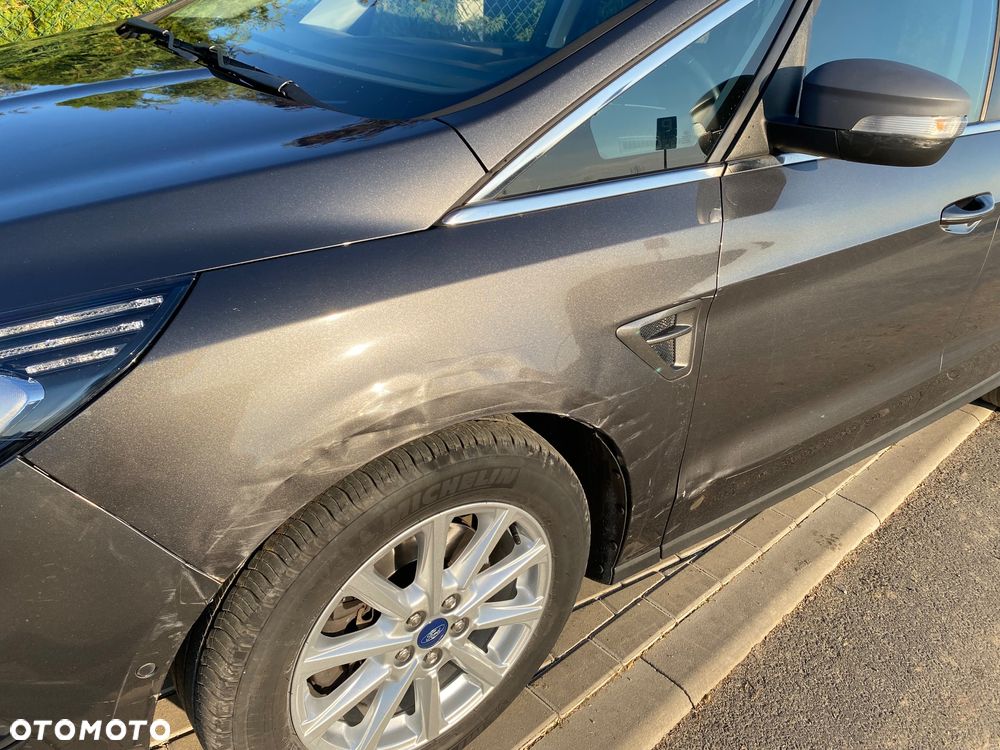 Ford S-Max 2.0 EcoBlue Allrad Titanium - 13