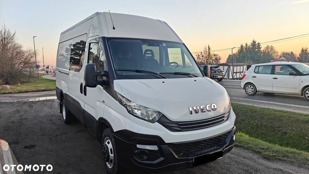 Iveco Daily 35C14  bliźniak brygadówka 7 osób - 1