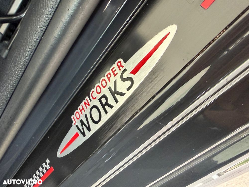 Mini John Cooper Works AT - 19