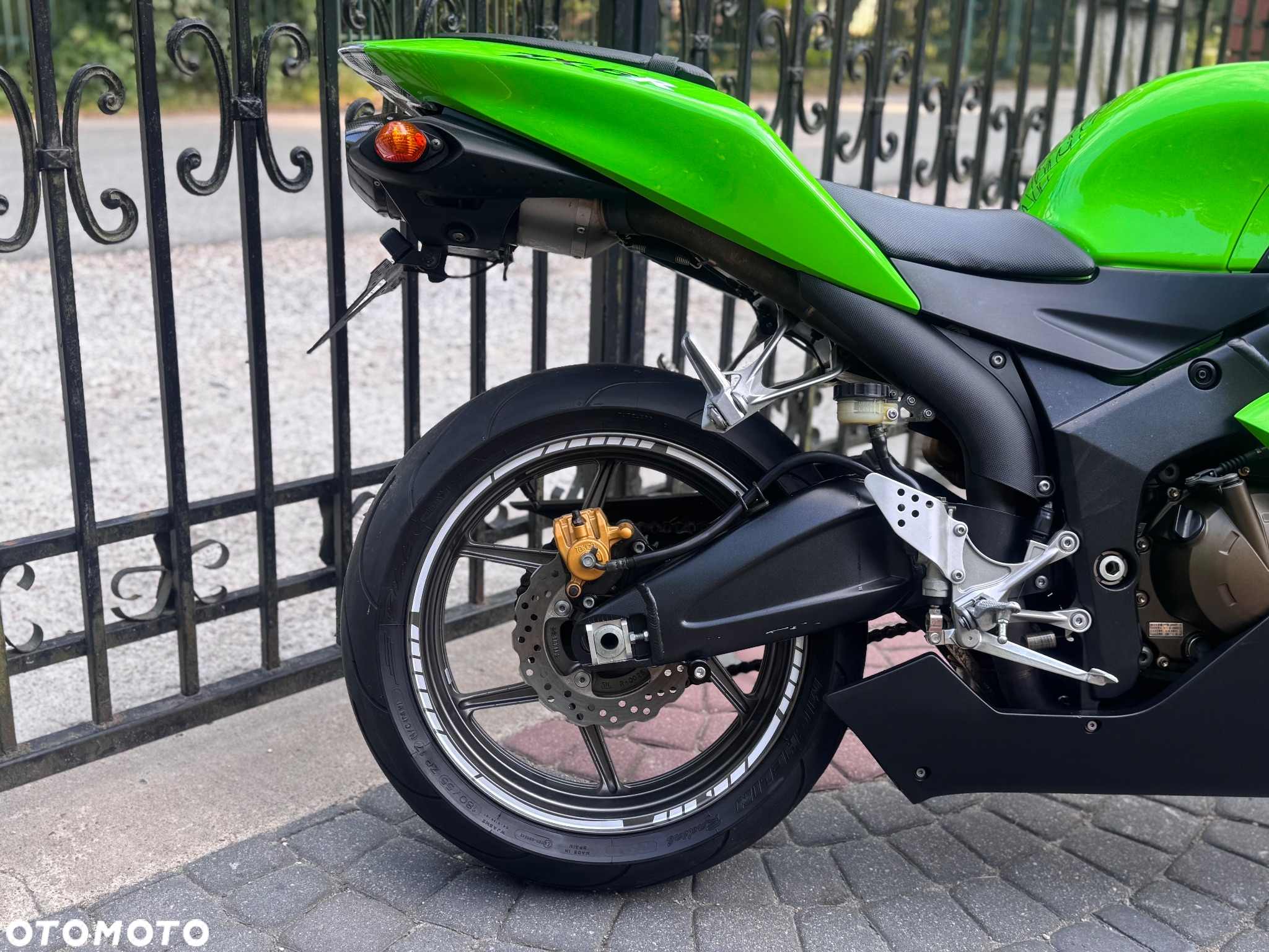 Kawasaki ZX - 9