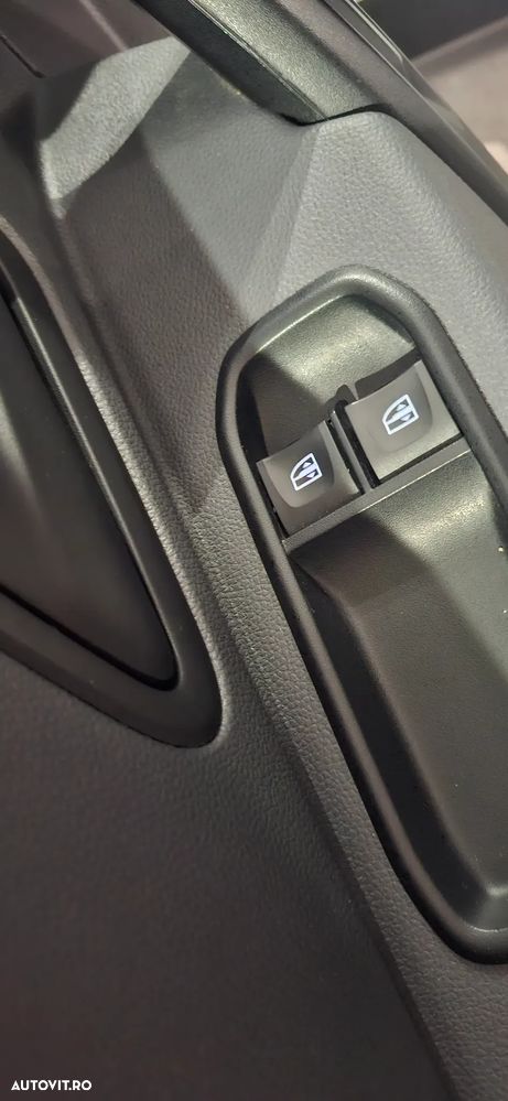 Dacia Duster TCe 90 Essential - 14