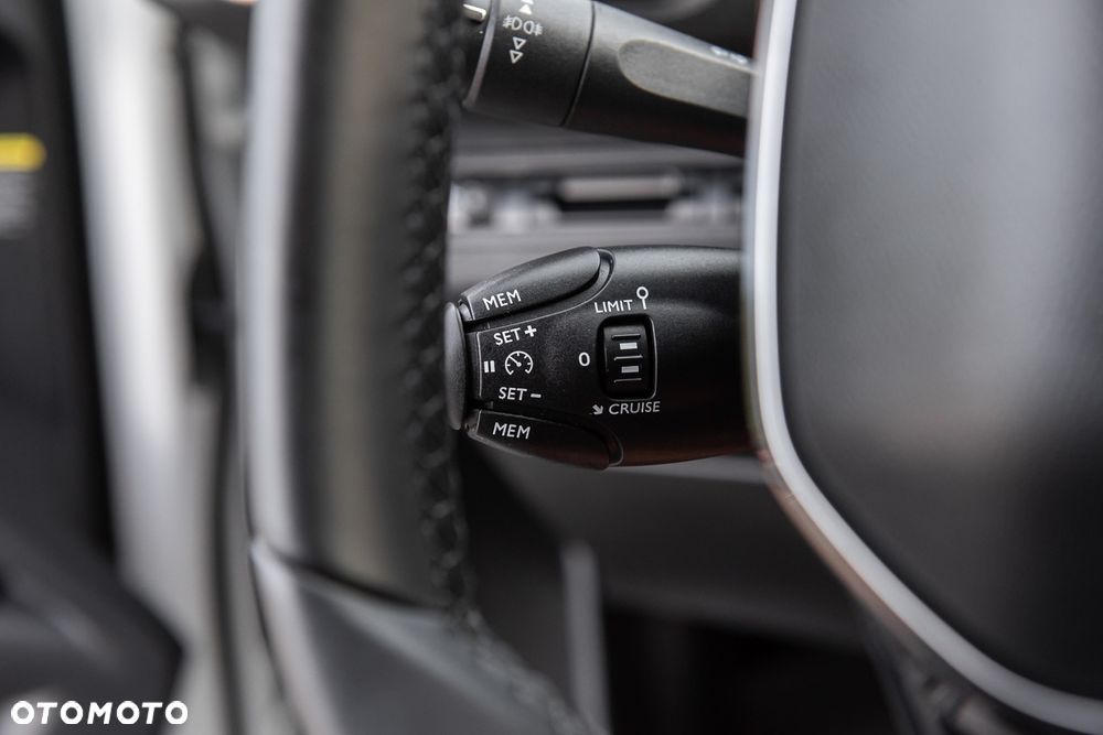 Peugeot 3008 BlueHDi 150 Stop & Start Allure - 18
