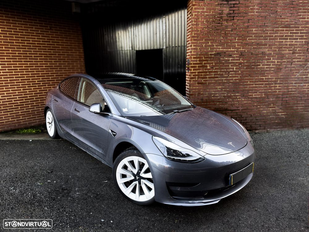 Tesla Model 3 Standard Range Plus RWD