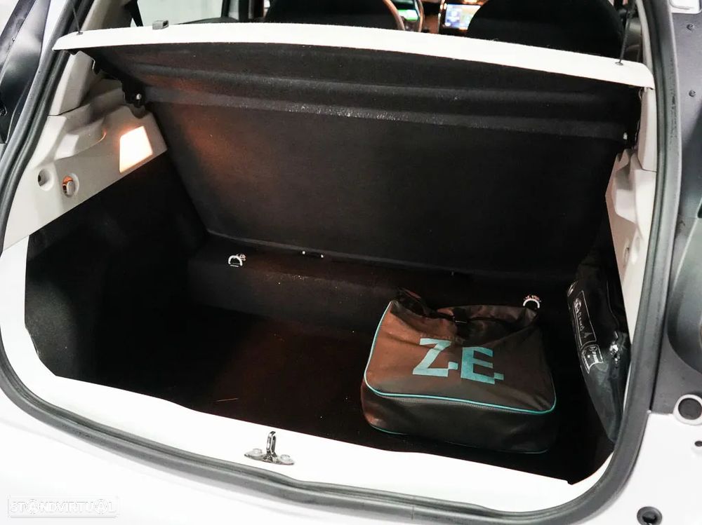 Renault Zoe (c/ Bateria) Limited 40 - 17