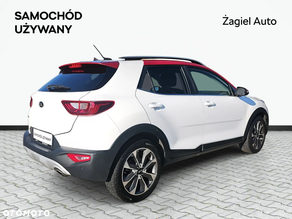 Kia Stonic 1.4 L - 5