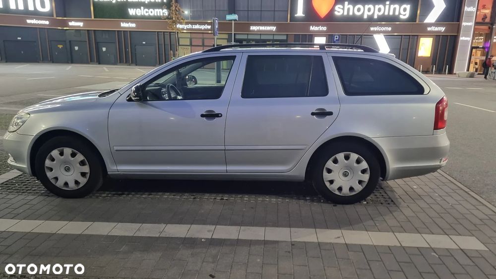 Skoda Octavia 1.6 Mint - 3