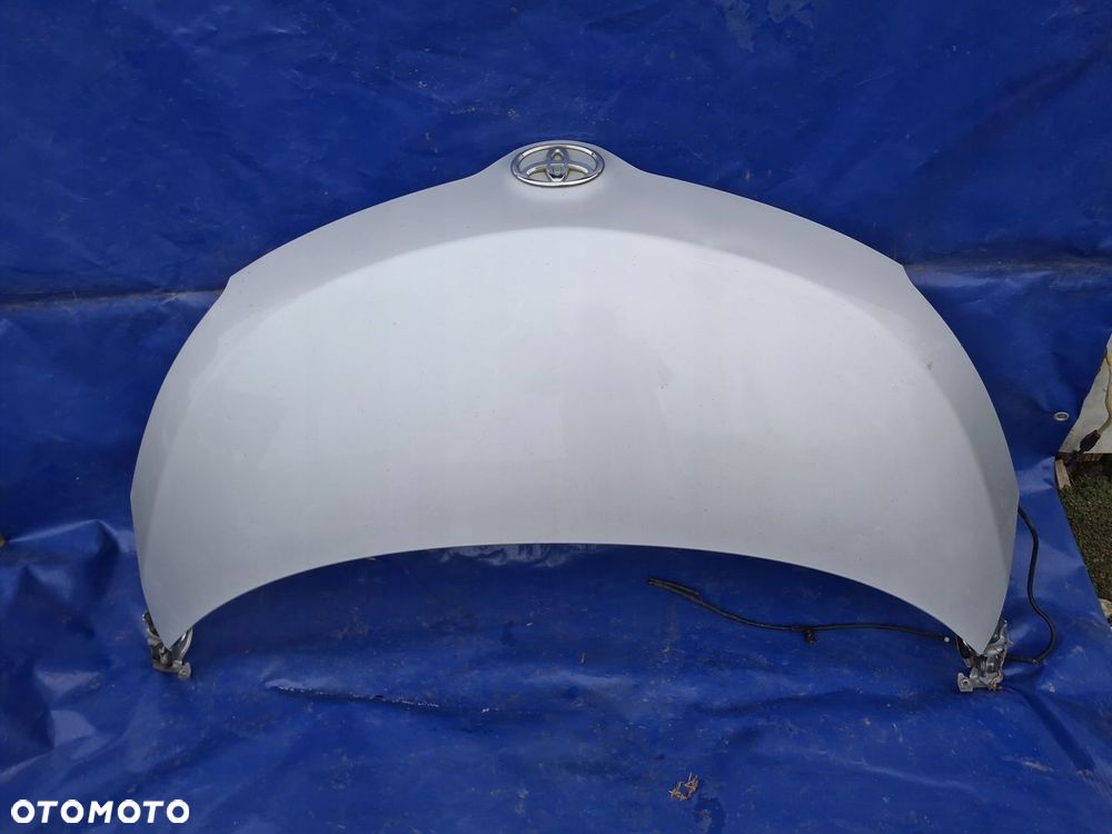 Toyota Urban Cruiser maska zawiasy 1E7