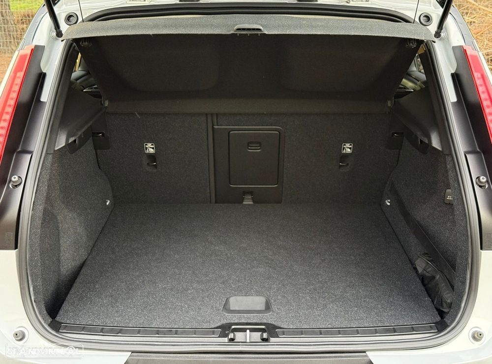 Volvo XC 40 1.5 T5 PHEV R-Design Expression - 15