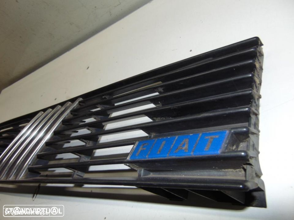 Fiat Uno 1º modelo grelha frontal - 3