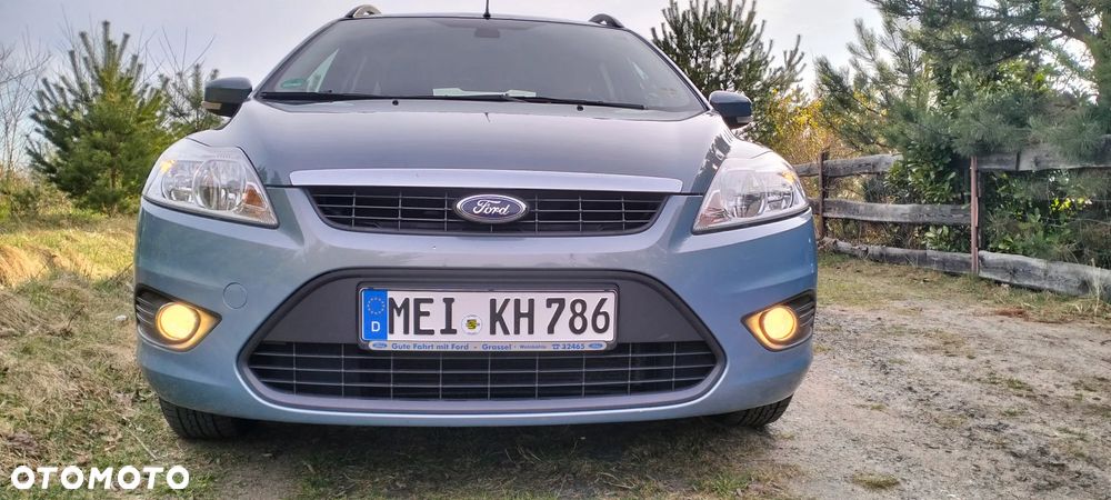 Ford Focus 1.6 16V Trend - 14