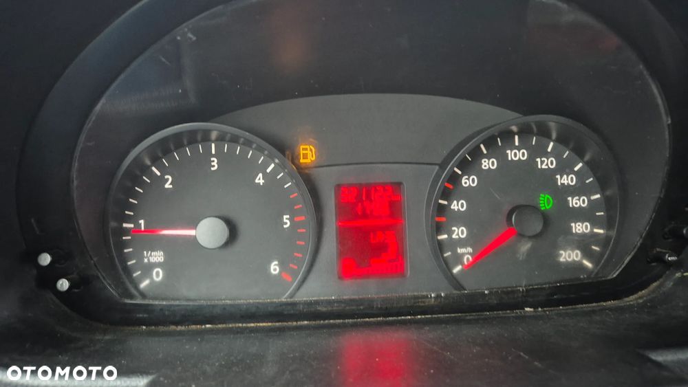 Volkswagen CRAFTER - 8